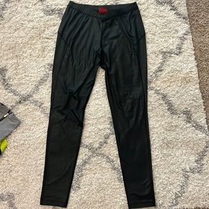 Nike womens nike matte black leggings size medium